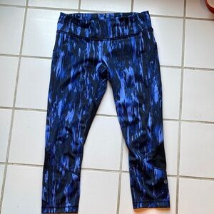 Lululemon Black Blue Capri Leggings Tights